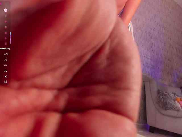 EmilyLeah webcam