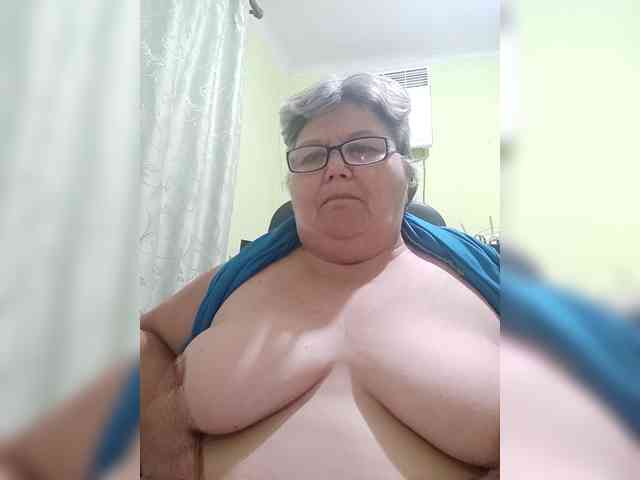 AlenushkaGold webcam