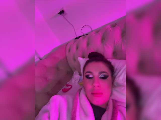 jamaykaa's BongaCams show and profile