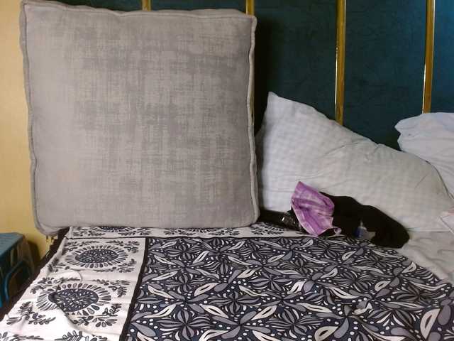 Taurus-Queen's BongaCams show and profile