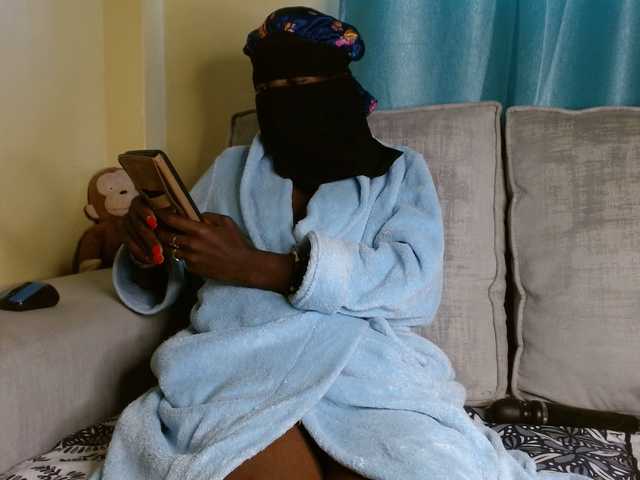 Taurus-Queen's BongaCams show and profile