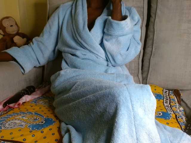 Taurus-Queen's BongaCams show and profile