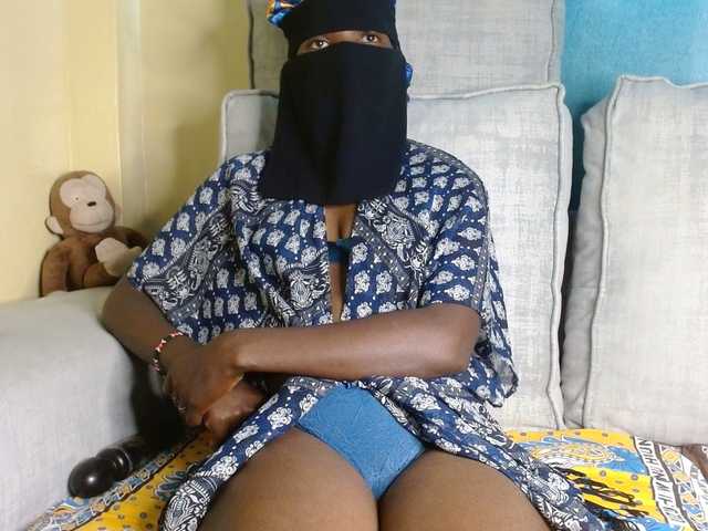 Taurus-Queen's BongaCams show and profile