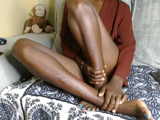 Taurus-Queen's BongaCams show and profile