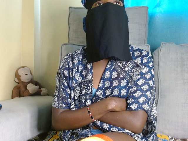 Taurus-Queen's BongaCams show and profile