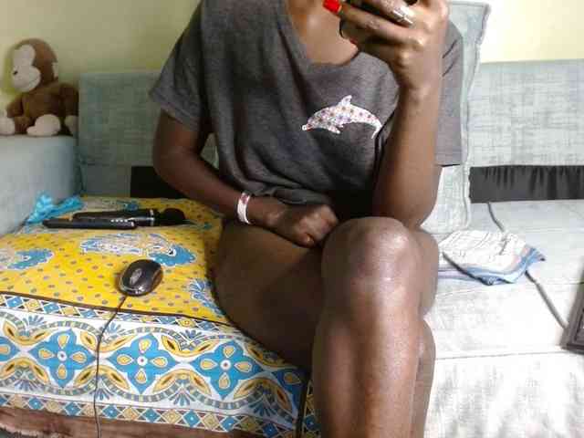 Queen04_ webcam