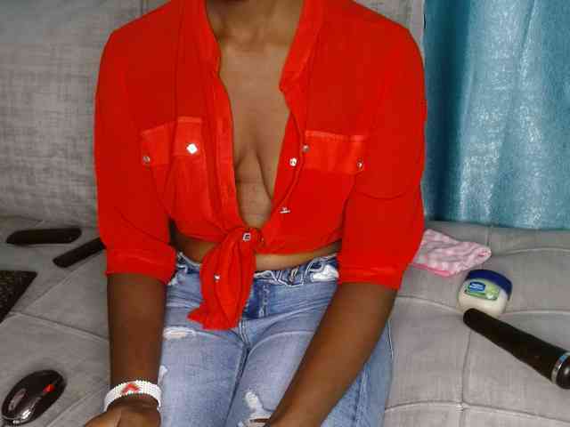 Queen04_ webcam