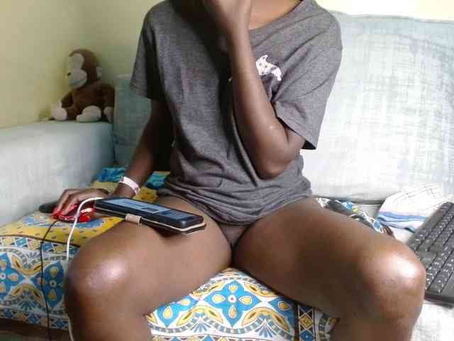 Queen04_ webcam