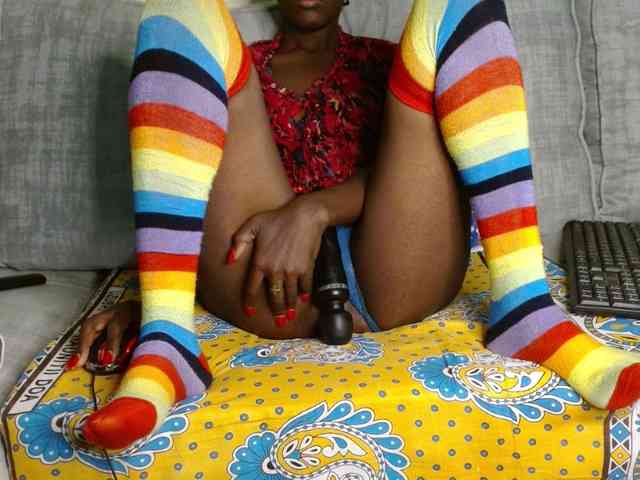 Queen04_ webcam