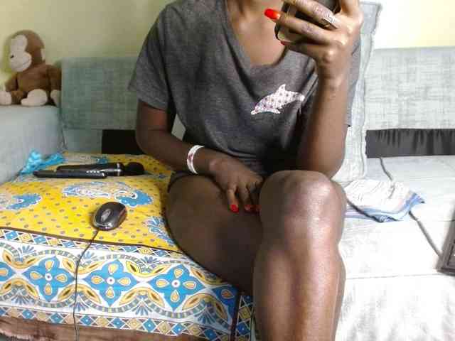 Queen04_ webcam