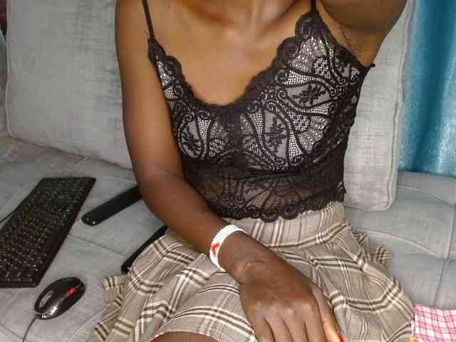 Queen04_ webcam