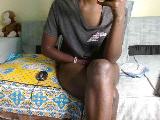 Queen04_ webcam