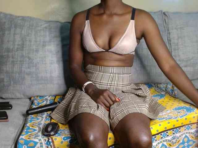 Queen04_ webcam