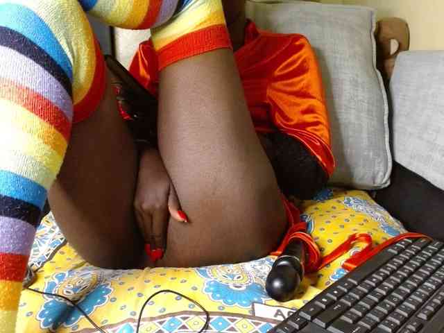 Queen04_ webcam