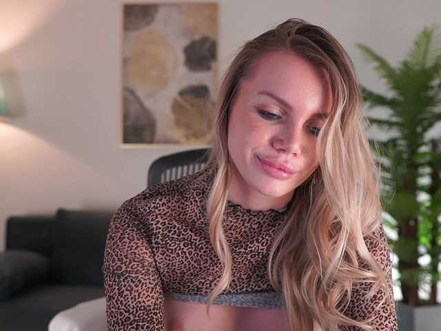 Sex chat gratuit in direct cu Yvonna pe BongaCams