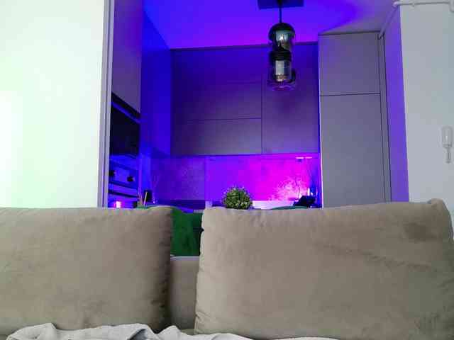 Yvonna webcam