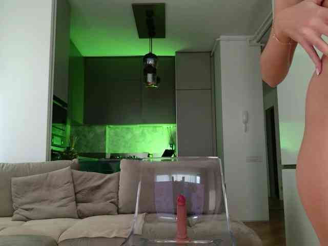 Yvonna webcam