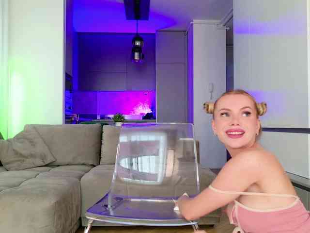 Yvonna webcam