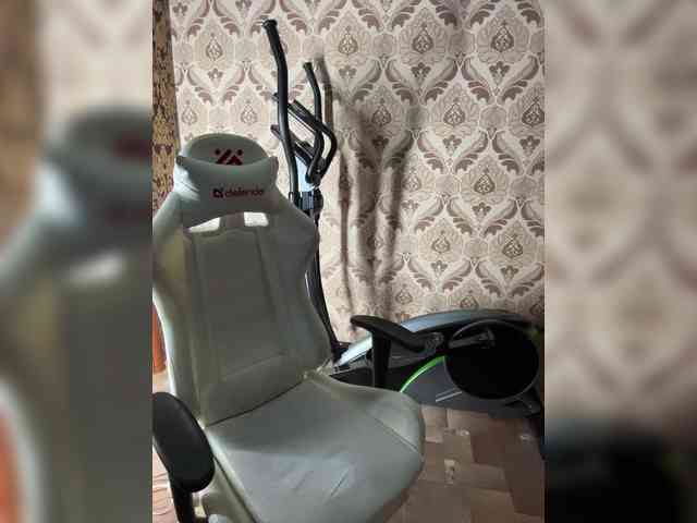 A-----------YA webcam