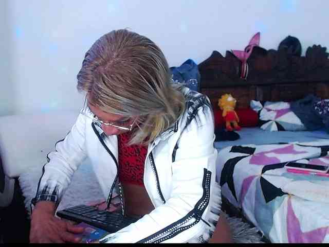 theboss-thebitch theboss-thebitch