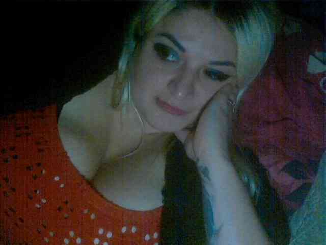 KrystaAhlMagic webcam