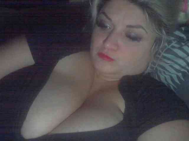 KrystaAhlMagic webcam