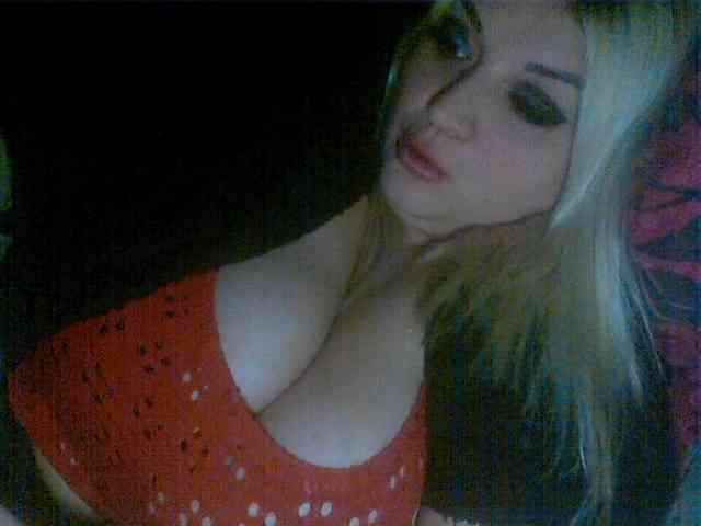 KrystaAhlMagic webcam