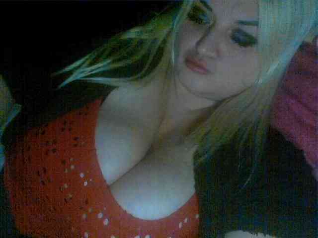 KrystaAhlMagic webcam