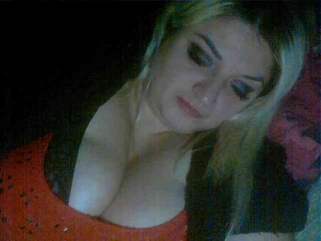 KrystaAhlMagic webcam