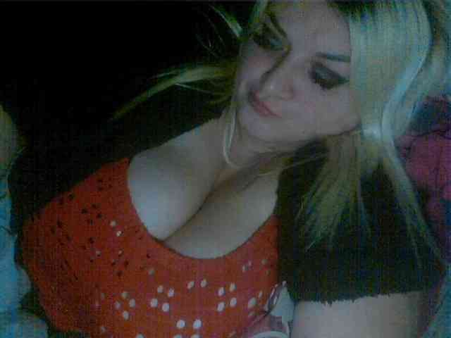 KrystaAhlMagic webcam