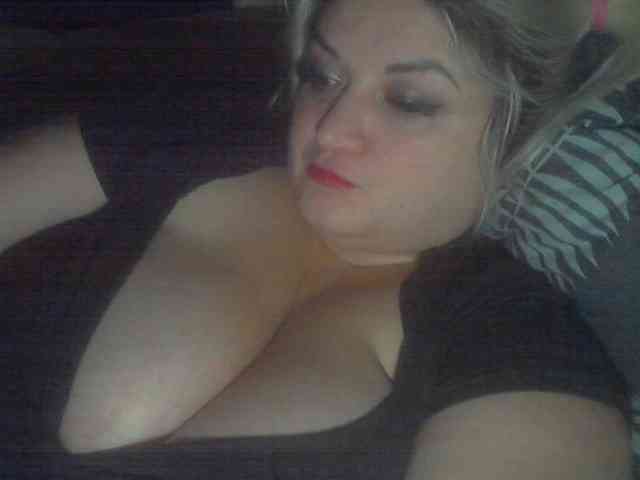 KrystaAhlMagic webcam