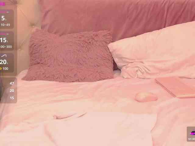 ArianaCroft webcam