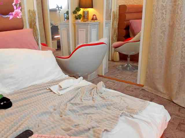 ArianaCroft ArianaCroft