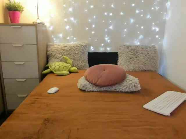 ChristyHearth webcam
