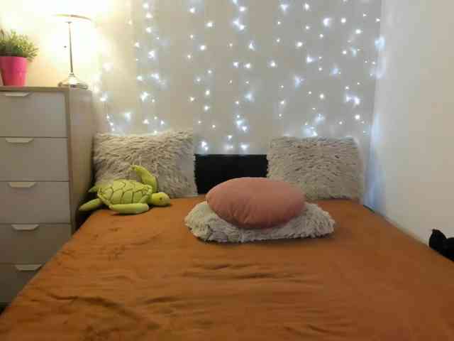 ChristyHearth webcam