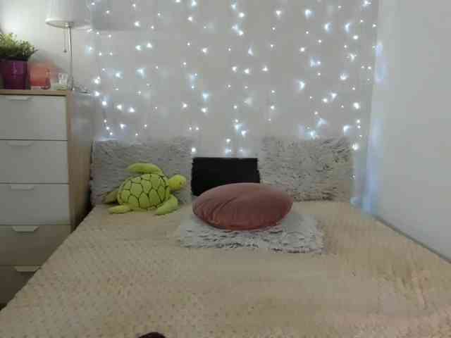 ChristyHearth webcam