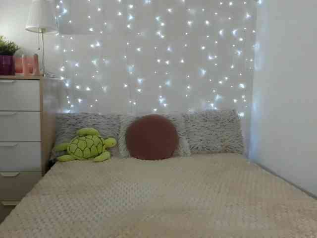 ChristyHearth webcam