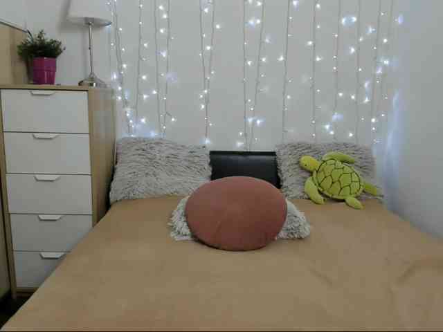ChristyHearth webcam