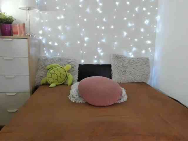 ChristyHearth webcam