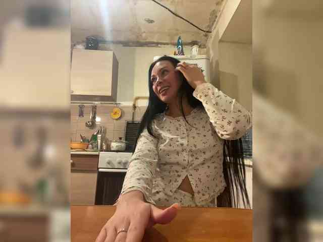 Candysweet15 Live Webcam on BongaCams