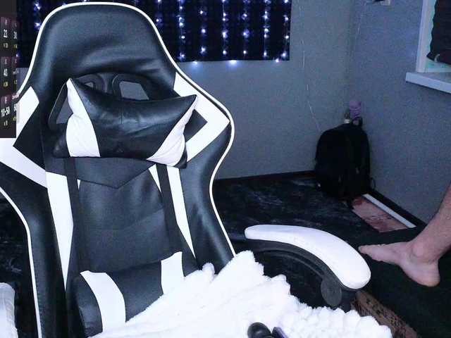 Korol-Eva's BongaCams show and profile