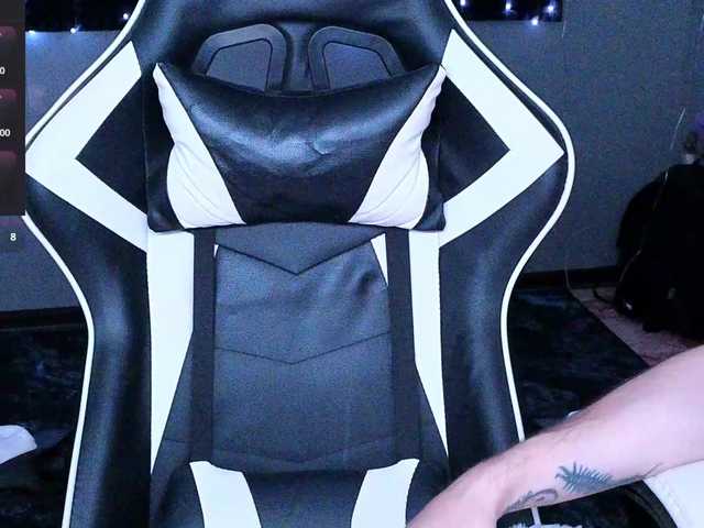 Korol-Eva's BongaCams show and profile