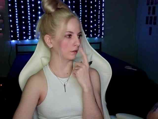 DarkPrincess webcam