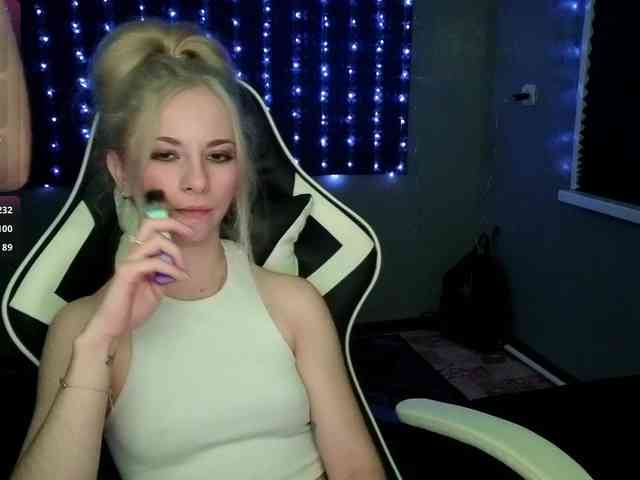 DarkPrincess webcam