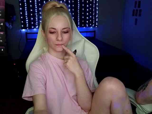DarkPrincess webcam