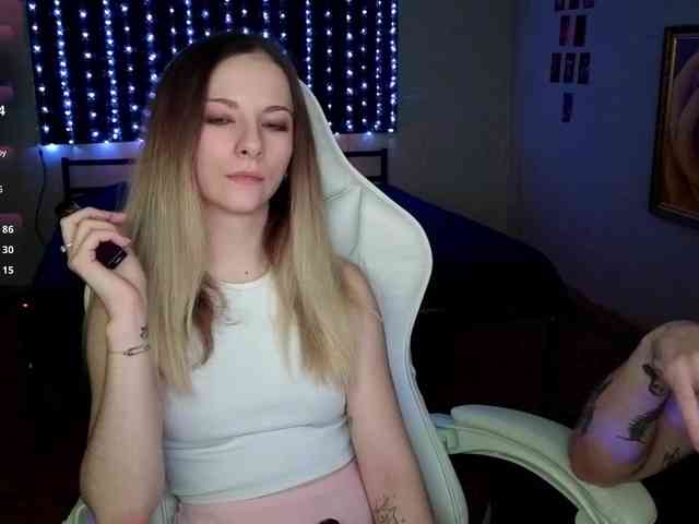 Korol-Eva Live Webcam on BongaCams