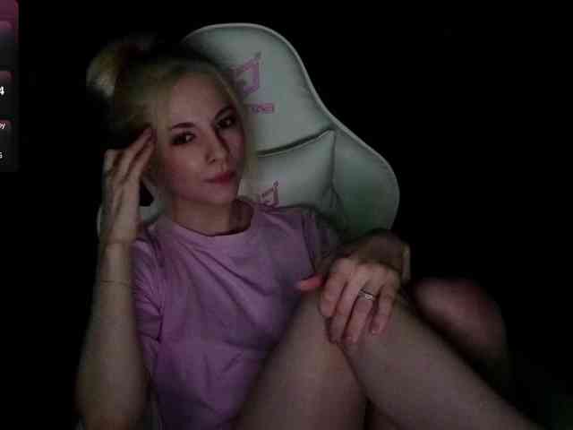 DarkPrincess webcam