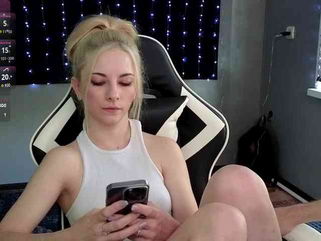 DarkPrincess webcam