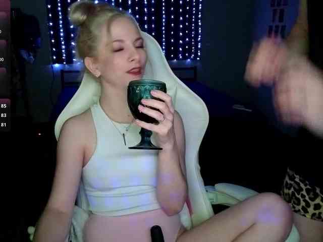 DarkPrincess webcam