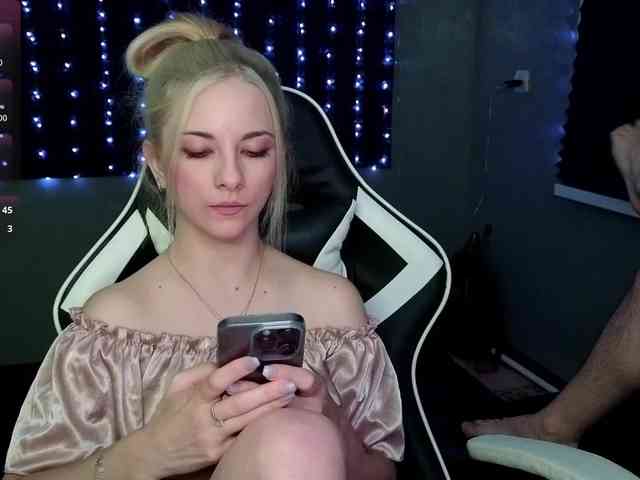 Korol-Eva Live Webcam on BongaCams